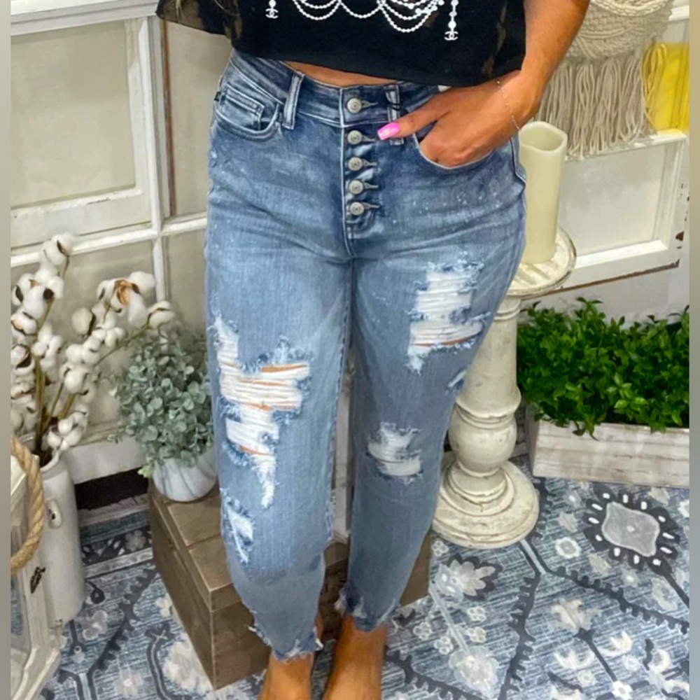 Judy Blue Bleach Splashed Button Fly Distressed Jeans (Fits sizes 3-6)